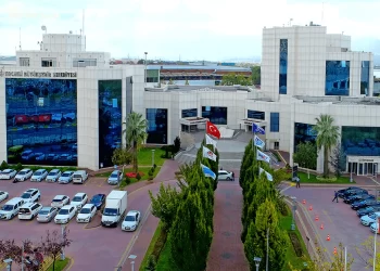 AKP’li belediye, türbe gezisi için 1,3 milyon TL harcadı