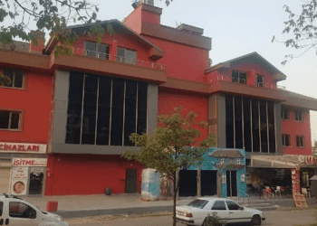 AKP’li belediyenin yurt olarak inşa edilen binayı sattığı ortaya çıktı