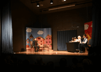 AKP’li belediyeden 1,3 milyon TL’lik tiyatro oyunu