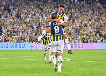 Fenerbahçe Twente’ye acımadı