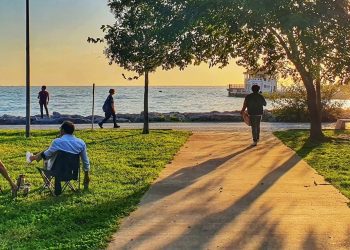 Akıl dışı! İstanbul Valiliği halka açık yerlerde alkol tüketimini yasakladı
