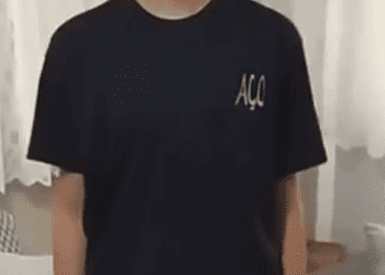 İstanbul’da bir veli, 300 liralık okul formasına 1000 lira isteyen okul müdürüne isyan etti