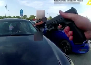 ABD’de bir polisin, hamile bir siyahi kadını öldürdüğü görüntüler ortaya çıktı