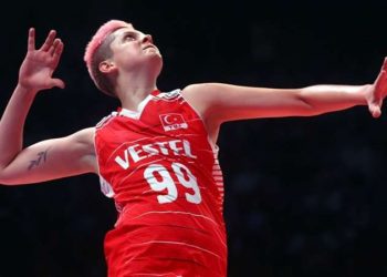 Ebrar Karakurt’tan Yeni Paylaşım: Ben Zirvedeyim, Sesin Duyulmuyor