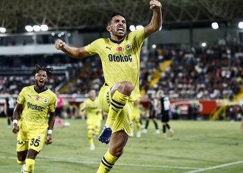 Lider Fenerbahçe 5’te 5 yaptı!