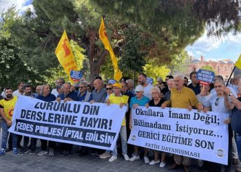 Eğitim emekçileri ve Aleviler’den ÇEDES’e karşı eylem