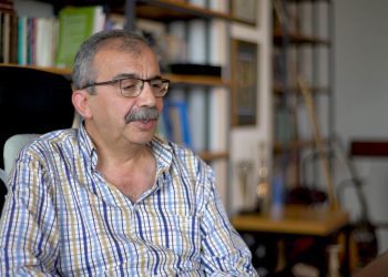 Sırrı Süreyya Önder’den ‘Kobani’ iddiası: AKP’yi yargılamak isteyenlerin ön iddianamesi niteliğinde