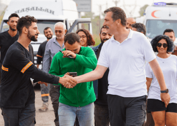 TİP Genel Başkanı Erkan Baş, Özgürlük Yürüyüşü’nden seslendi: Depremin 8. ayı, biz hala buradayız