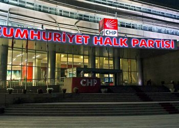 CHP’de istifa depremi! Diyarbakır’da 150 kişi partiyi bıraktı