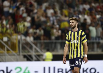 Fenerbahçeli yıldıza yakın takip!