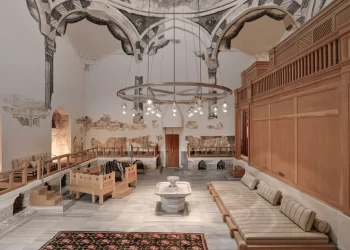 16. Yüzyıldan kalma büyüleyici Çinili Hamamı yeniden açılıyor