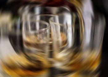 Tekel Bayileri Yardımlaşma Derneği Başkanı Erol Dündar duyurdu: Bir alkol grubuna zam geldi!