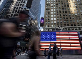 Kritik veri açıklandı, altın fiyatları hareketlendi