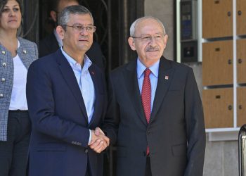 Özgür Özel, devir teslim töreni öncesi Kılıçdaroğlu’nu evinde ziyaret etti