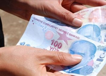 Milyonlarca emekliyi ilgilendiriyor! 5 bin TL emekli ikramiyeleri hesaplara yattı mı, ne zaman ödenecek?