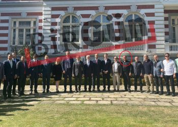 Uyuşturucu baronunun milletvekilleriyle fotoğrafları ortaya çıktı!