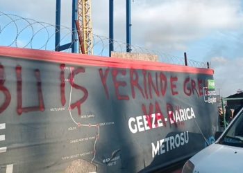 Gebze’de metro inşaatında ücretleri ödenmeyen işçiler greve başladı