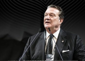 Beşiktaş’ın yeni başkanı Hasan Arat oldu!