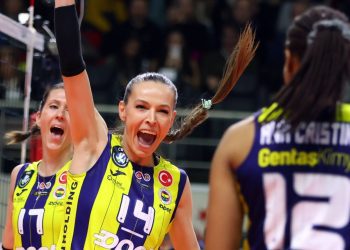 Fenerbahçe Opet 6’da 6 yaptı: CEV Şampiyonlar Ligi’nde çeyrek finale çıktı!