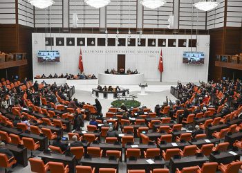 İsveç’in NATO üyeliği TBMM’de kabul edildi!