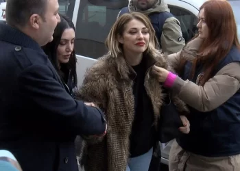 Feyza Altun’un ‘şeriat sözleri’ gerekçesiyle gözaltına alınmasına tepki yağdı