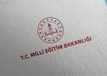 ‘Kayıt parası’ alan müdüre disiplin cezası