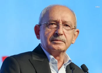 Kılıçdaroğlu’ndan açıklama: ‘Siyaseti bırakmadım’