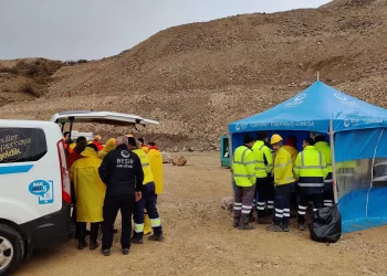 Herkese yasak, Menzil tarikatına serbest!