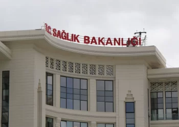 Sağlık Bakanlığı kılavuz yayımladı: 27 bin personel alınacak