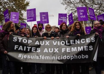 AB ülkelerinde kadına yönelik şiddetle ilgili ilk yasa kabul edildi