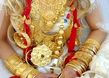 Yargıtay düğün takısı kararını değiştirdi! Takılar gelinin mi damadın mı?