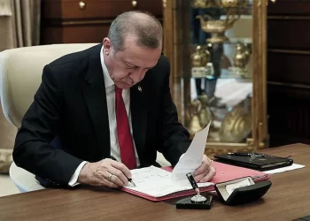 AKP’li Erdoğan’dan gümrüksüz şaraba onay