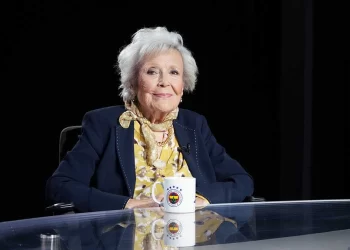 ‘Yaşa Fenerbahçe’ marşını seslendiren sanatçı Nesrin Sipahi hayatını kaybetti