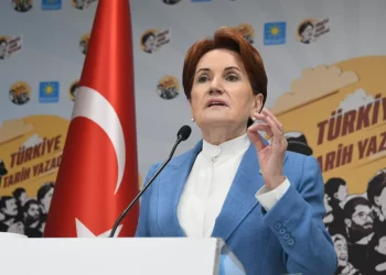 Aytun Çıray’dan dikkat çeken iddia: Akşener, Erdoğan ile dirsek temasındaydı