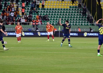Fenerbahçe sahadan çekildi: ‘Dik durmaya devam edeceğiz’
