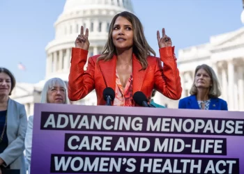 Halle Berry menopoz yasası için çalışıyor