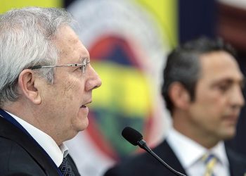 Fenerbahçe’de seçim günü: Ali Koç ve Aziz Yıldırım başkanlık için yarışıyor!