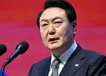 Güney Kore Devlet Başkanı Yoon görevden alındı