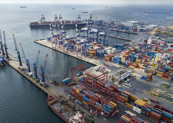 Dış ticaret açığı ocak ayında yüzde 21,9 arttı