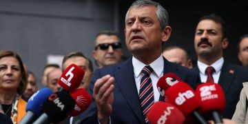 Özel’den ‘iddianame’ açıklaması: Bu bir iddianame değil, darbecilerin siyasete yönelik bir muhtırasıdır