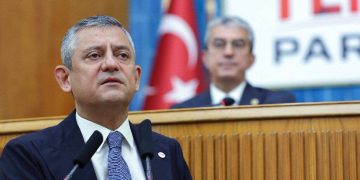 Özgür Özel’den TBMM’de grup toplantısı: YENİ Parti’ye katılım çağrısı yaptı, toplanan bağışı açıkladı